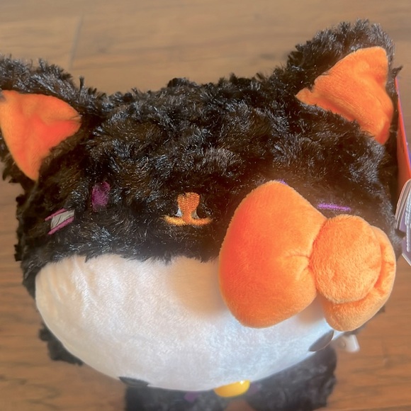 Hello Kitty Pumpkin and Black Cat Steppers. Set of 2 - Picture 3 of 7